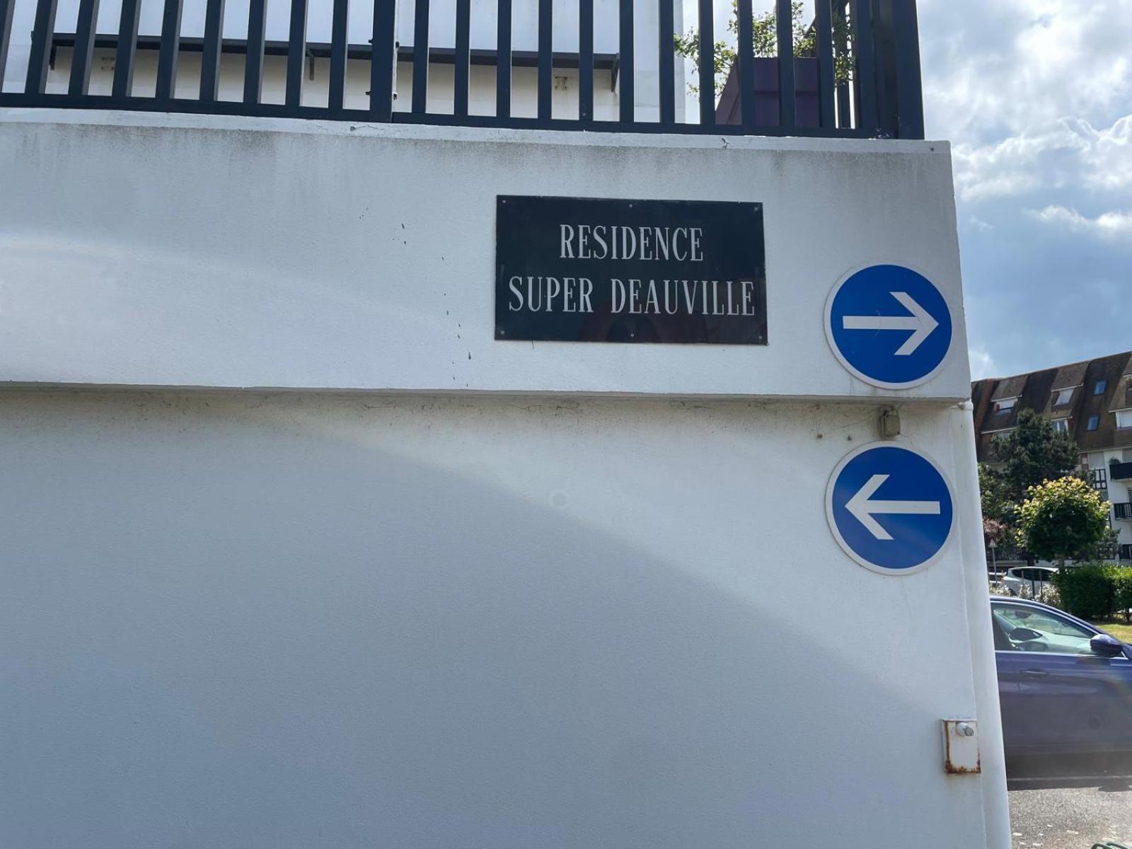 Super Deauville Appartement 2 Pieces Cosy Proche Plage Plein Sud Вилер-сюр-Мер Екстериор снимка